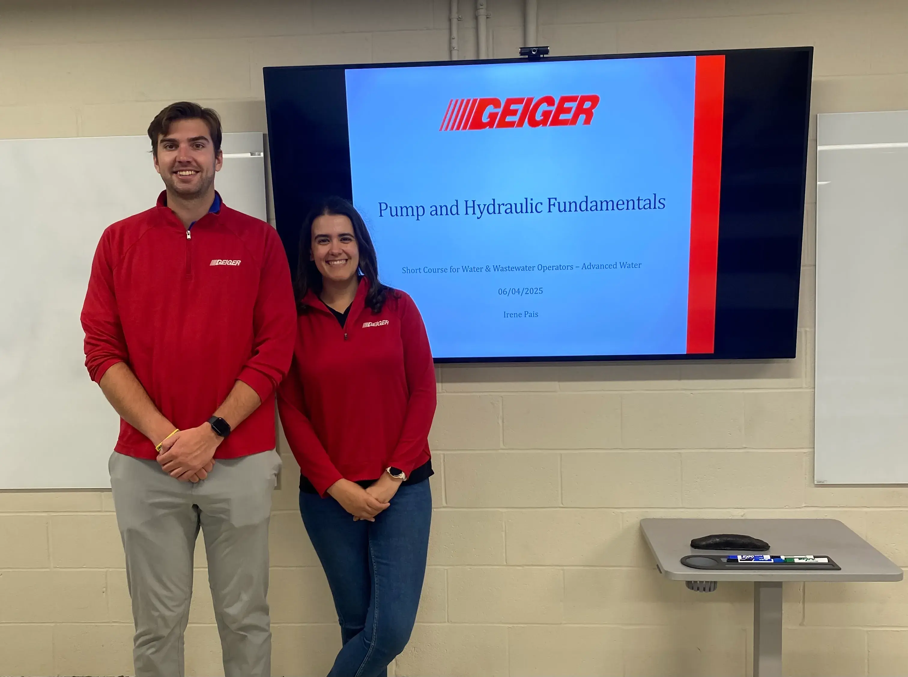 Geiger team leading a training on Pump and Hydraulic Fundamentals