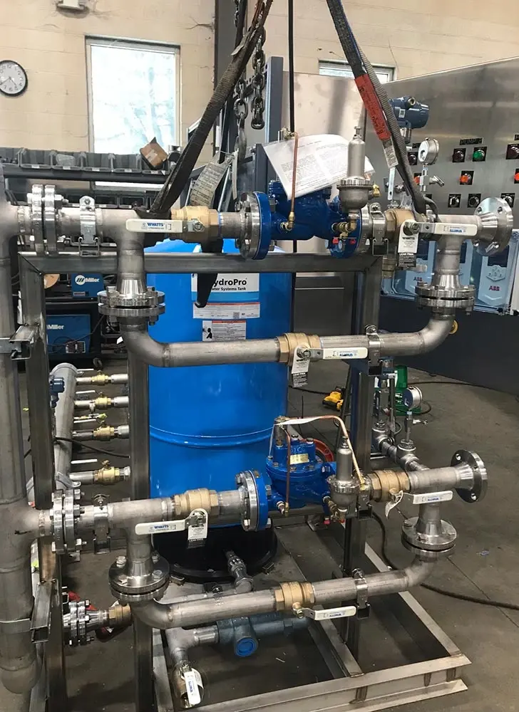 Booster with Balancing Manifold