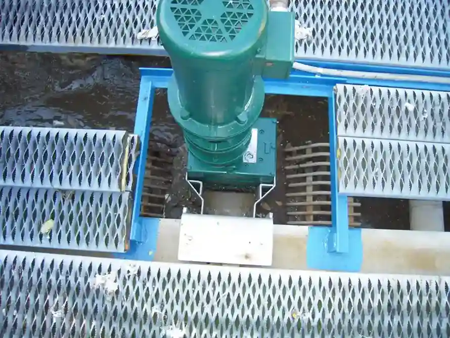 JWC Muffin Monster grinder retrofit installation into headworks of a package plant