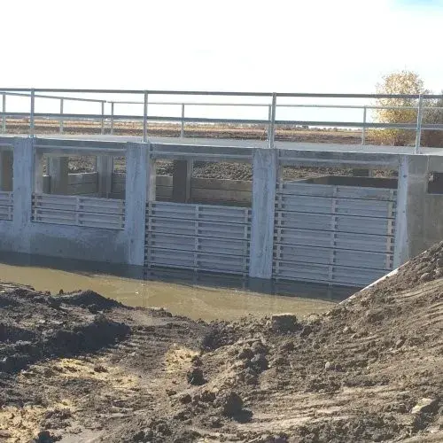 Series 500 - Aluminum and Stainless Steel Stop Logs